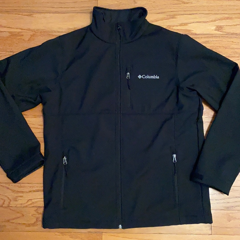 Men’s size Medium Columbia jacket. New without tags. Black.